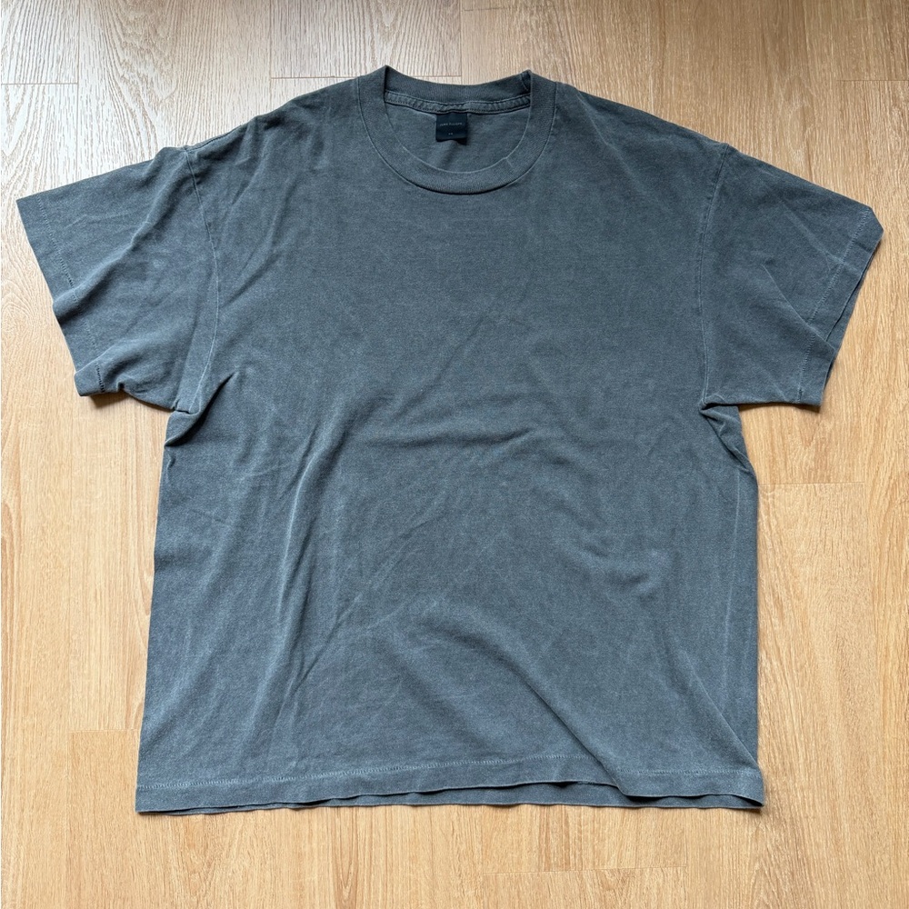 Men's John Elliott Tee Shirt Washed Black Gray 1 / Small Streetwear Essentials